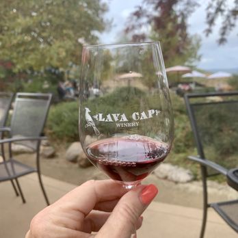 Lava Cap Winery - Beautiful fall day on the patio - Wineries Near Me - Placerville, California Lava Cap Winery - Beautiful fall day on the patio - Wineries Near Me - Placerville, California