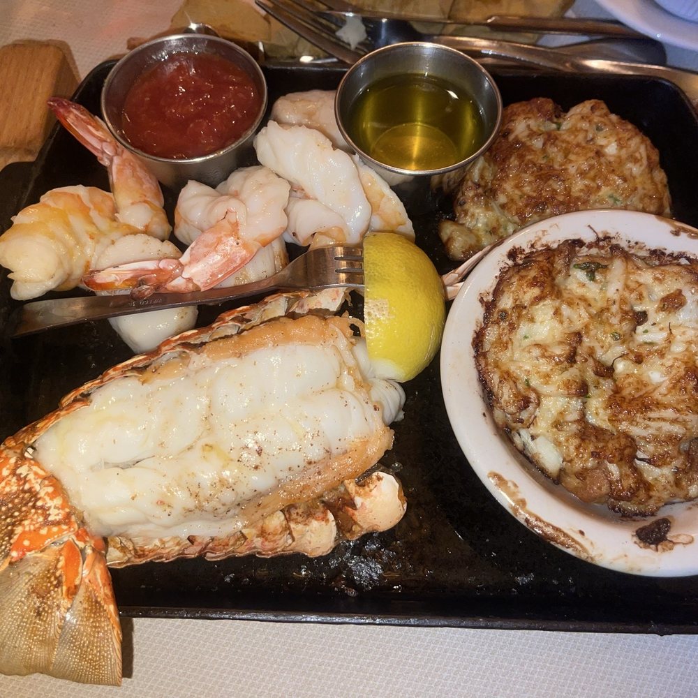 Dutch's Daughter - Dutch's broiled seafood platter - Seafood Near Me - Frederick, Maryland Dutch's Daughter - Dutch's broiled seafood platter - Seafood Near Me - Frederick, Maryland