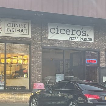 Cicero's Pizza - Outside - Pizza Near Me - Bardonia, New York