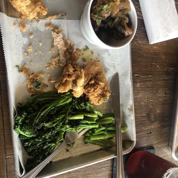 The Southern Table - Fried Chicken, Broccolini, Mushrooms with onions. - Southern Near Me - Athens, Alabama The Southern Table - Fried Chicken, Broccolini, Mushrooms with onions. - Southern Near Me - Athens, Alabama