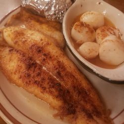 Captain's Galley Seafood Restaurant - Scallops haddock and catfish
