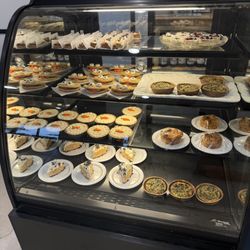 EB Coffee & Pub