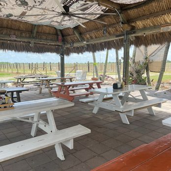 Everglades Gator Grill - American Near Me - Homestead, Florida