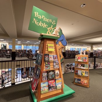 Barnes & Noble Booksellers - Great selection of books for the kiddos - Bookstores Near Me - Edison, New Jersey