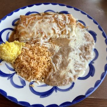 El Torito - BURRITO ESPECIAL - CHICKEN MACHACA - Mexican Near Me - San Leandro, California El Torito - BURRITO ESPECIAL - CHICKEN MACHACA - Mexican Near Me - San Leandro, California