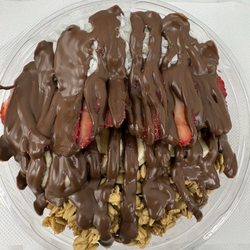 Baya Bar - Acai & Smoothie Shop - Bella Nutella Açaí Bowl