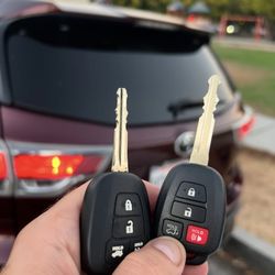 Lock&Unlock Locksmith - Toyota new key!