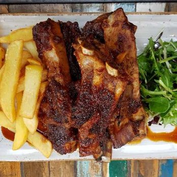 Foundation Bar - Gastropubs Near Me - Hamilton, WKO