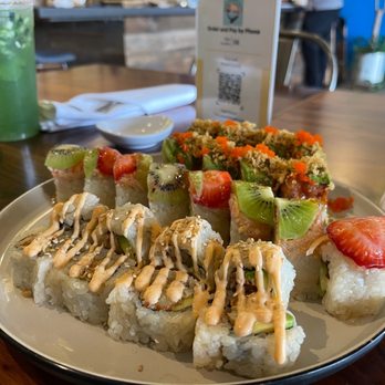 MUSE Fusion+Sushi - Crawdaddy roll, Jolie roll, & Buddha roll - Sushi Bars Near Me - Austin, Texas MUSE Fusion+Sushi - Crawdaddy roll, Jolie roll, & Buddha roll - Sushi Bars Near Me - Austin, Texas