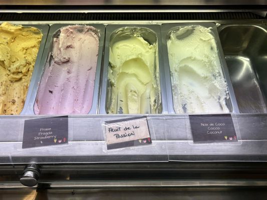 Pile Ou Glace Gelateria by null