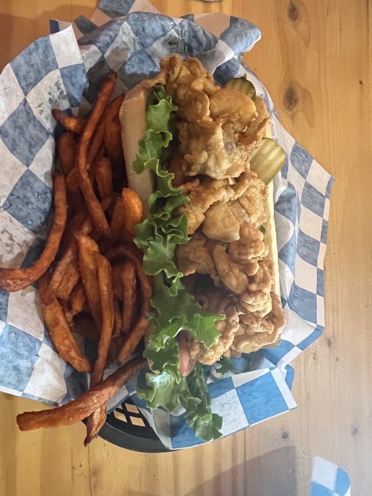 Fish Hook Grill Logo