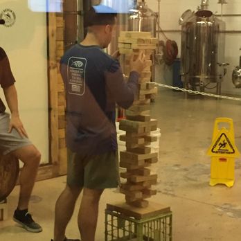 Destin Brewery - Giant Jenga Bar Game - Breweries Near Me - Destin, Florida Destin Brewery - Giant Jenga Bar Game - Breweries Near Me - Destin, Florida