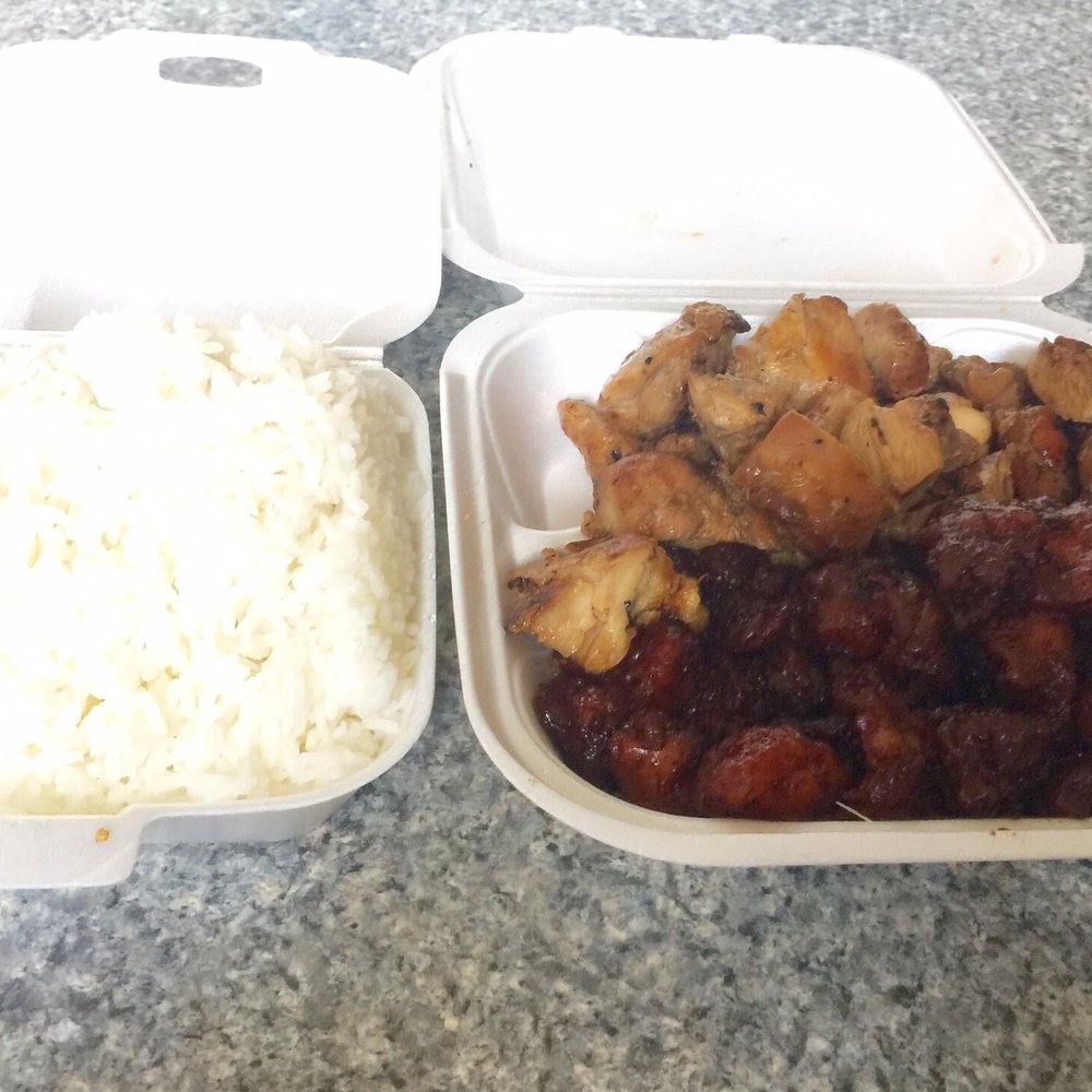 Master Wok - BBQ Chicken with General tso's along with a large steamed rice. Approximately $8-$9 (in my case). - Chinese Near Me - Philadelphia, Pennsylvania Master Wok - BBQ Chicken with General tso's along with a large steamed rice. Approximately $8-$9 (in my case). - Chinese Near Me - Philadelphia, Pennsylvania