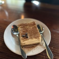 Pizzeria La Rocca - Dolci Tiramisu