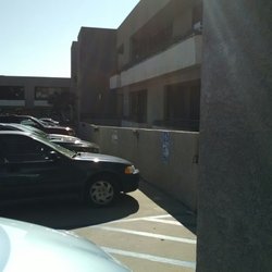 Philip M. L. Tsui MD - Parking lot second floor. Easy access to the office.