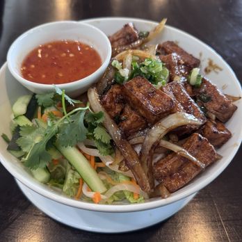 LaVui Vietnamese Restaurant - Tofu Bowl - Vietnamese Near Me - Dallas, Texas LaVui Vietnamese Restaurant - Tofu Bowl - Vietnamese Near Me - Dallas, Texas