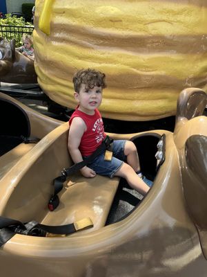 Dutch Wonderland Family Amusement Park by null