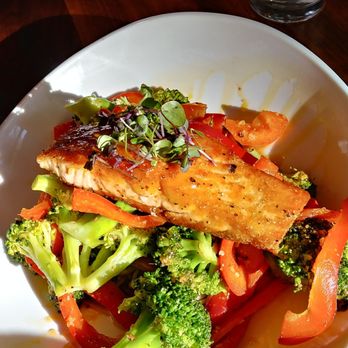 The Vig Fillmore - The Spicy Maple Glazed Salmon with Soba noodles and vegetables - New American Near Me - Phoenix, Arizona The Vig Fillmore - The Spicy Maple Glazed Salmon with Soba noodles and vegetables - New American Near Me - Phoenix, Arizona