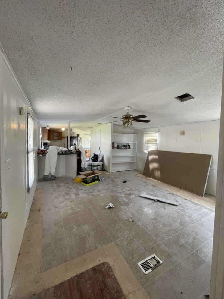 Slide of Shorty's Construction