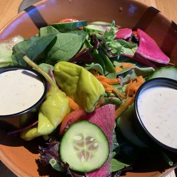 Ike & Oak Brewing Co - House salad - Brewpubs Near Me - Woodridge, Illinois