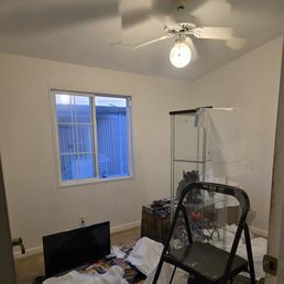 Before (unused bedroom) Before (unused bedroom)