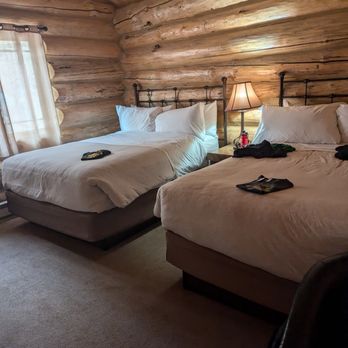 The Roosevelt Hotel- Yellowstone - Hotels Near Me - Gardiner, Montana The Roosevelt Hotel- Yellowstone - Hotels Near Me - Gardiner, Montana