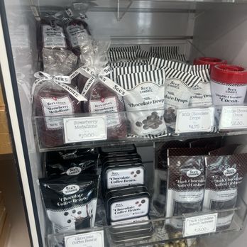 See's Candies - Chocolatiers & Shops Near Me - Sacramento, California