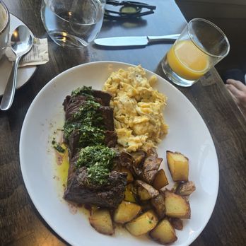 Apropos Restaurant - Grilled Bavette and Eggs - Italian Near Me - Peekskill, New York Apropos Restaurant - Grilled Bavette and Eggs - Italian Near Me - Peekskill, New York