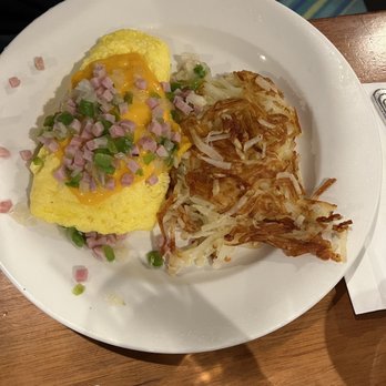 Pyramid Cafe - Western omelet - Burgers Near Me - Las Vegas, Nevada Pyramid Cafe - Western omelet - Burgers Near Me - Las Vegas, Nevada