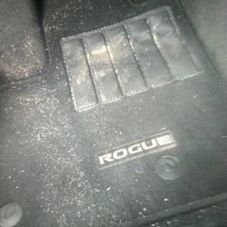 Avis Car Rental - "Damage" to floor mat