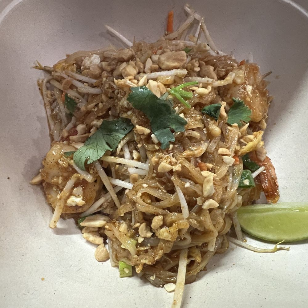 Thai Mee Up - Food Trucks Near Me - Kihei, Hawaii Thai Mee Up - Food Trucks Near Me - Kihei, Hawaii