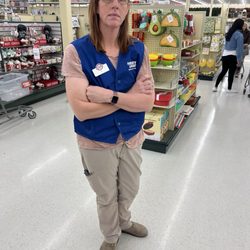 Hobby Lobby - Racist employee MJ!