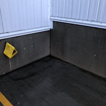 Tjl Power Washing - Warehouse corner after cleaning - Pressure Washers Near Me Tjl Power Washing - Warehouse corner after cleaning - Pressure Washers Near Me