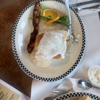 Black Bear Diner Moreno Valley - Biscuit and gravy with bacon - Diners Near Me - Moreno Valley, California Black Bear Diner Moreno Valley - Biscuit and gravy with bacon - Diners Near Me - Moreno Valley, California