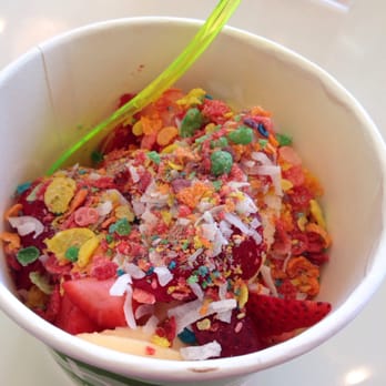 Peachwave - I tend to get the fruity toppings :) - Ice Cream & Frozen Yogurt Near Me - Wyoming, Michigan Peachwave - I tend to get the fruity toppings :) - Ice Cream & Frozen Yogurt Near Me - Wyoming, Michigan