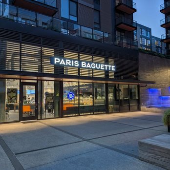 Paris Baguette - Cute Store front - Bakeries Near Me - Redmond, Washington Paris Baguette - Cute Store front - Bakeries Near Me - Redmond, Washington