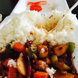 Golden Scoop - Chicken in hot pepper sauce