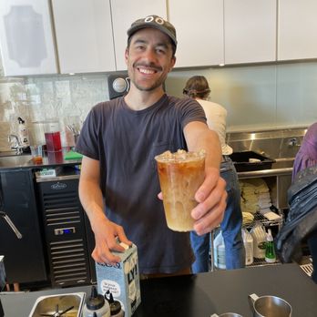 Stumptown Coffee Roasters - Barista Jeremy - Coffee & Tea Near Me - Pasadena, California