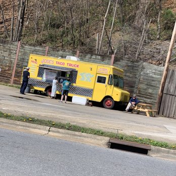 Jose's taco truck - Jose's food truck - Mexican Near Me - Waynesville, North Carolina