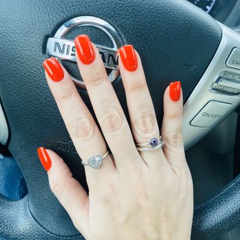 Ceci Nail Lounge - Dip-in powder nail - Nail Salons Near Me - Orlando, Florida