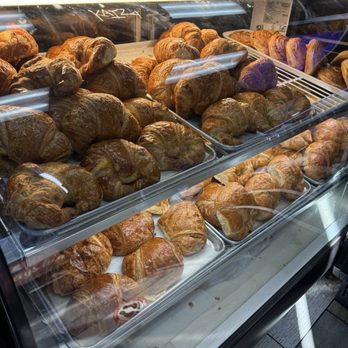 DC Cafe Donuts - Donuts Near Me - Reseda, California