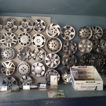 Hubcaps Unlimited - Hubcaps from every major car manufacture. - Auto Parts & Supplies Near Me - Lomita, California