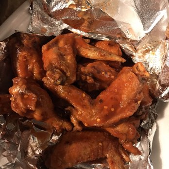 DiNico's Pizza - Spicy wings Not that good get Louisiana Hot - Pizza Near Me - Berwyn, Illinois DiNico's Pizza - Spicy wings Not that good get Louisiana Hot - Pizza Near Me - Berwyn, Illinois
