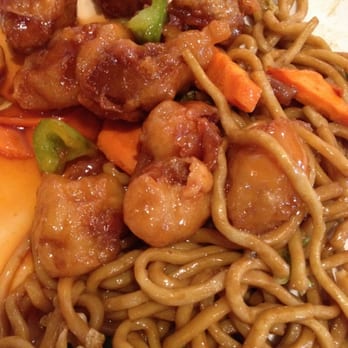 Leo's Kitchen - Sweet and Sour Pork with chow mein! Perfection in a mouthful! - Chinese Near Me - Roseville, California