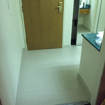 Holiday Inn The Lodge at Big Bear Lake - They duct taped the floor - cheap!!! - Big Bear, CA