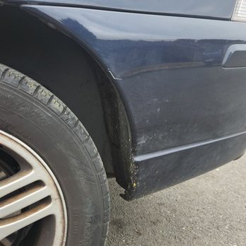 National Auto Collision - See the crease in the bumper? And it's all loose. Probably fall off. - Body Shops Near Me - Kent, Washington National Auto Collision - See the crease in the bumper? And it's all loose. Probably fall off. - Body Shops Near Me - Kent, Washington