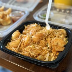 Penny’s In The Village - Pad Thai w/ Shrimp
