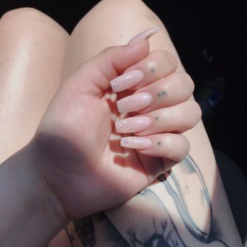 Gloss Nails Studio - Nail Salons Near Me - Santa Clarita, California