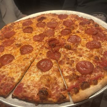 The Mountain House - Pepperoni pizza - Pizza Near Me - Sparkill, New York