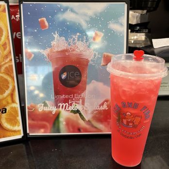 Ice and Fire Ice Cream - Juicy Melon Splash - Juice Bars & Smoothies Near Me - Milford, Connecticut Ice and Fire Ice Cream - Juicy Melon Splash - Juice Bars & Smoothies Near Me - Milford, Connecticut